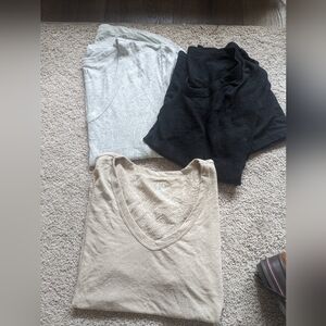 Gap neutral linen tees